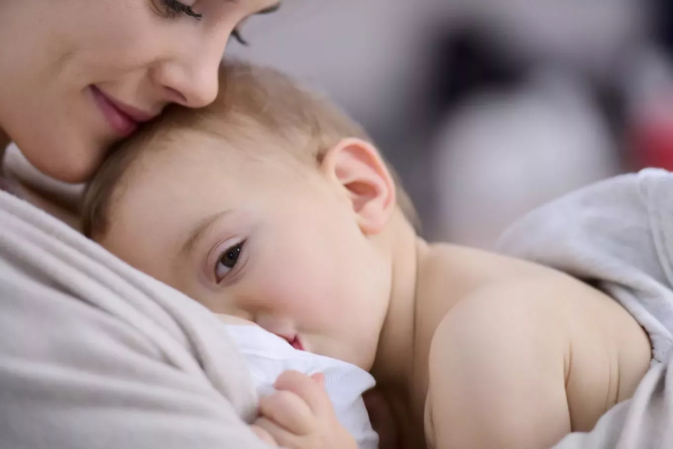 When & How to Stop Breastfeeding?